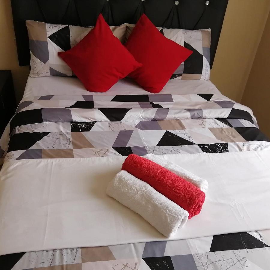 Royal Lodge Witbank Exterior foto